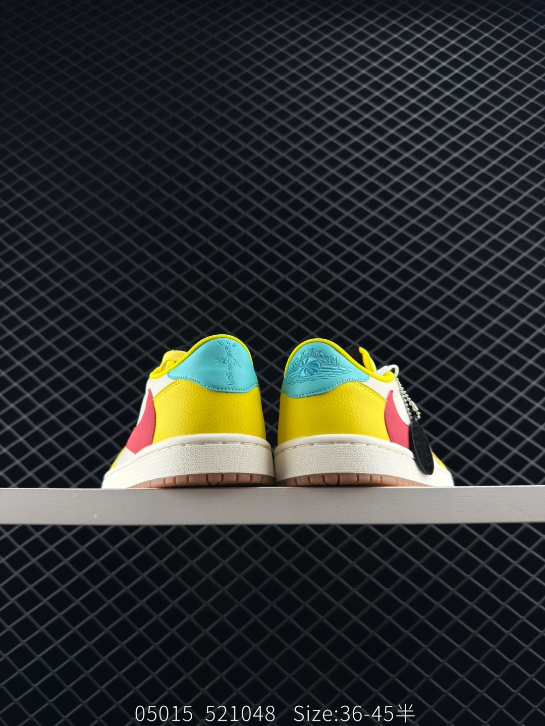 Travis Scott x Air Jordan 1 ” Reverse Mocha “